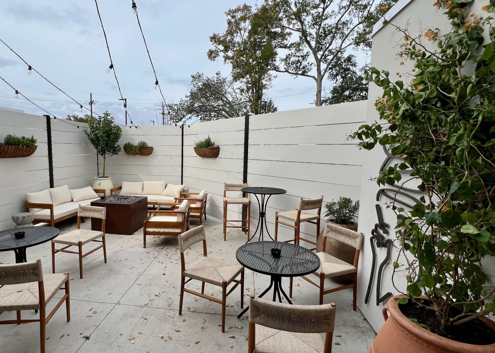 tana patio